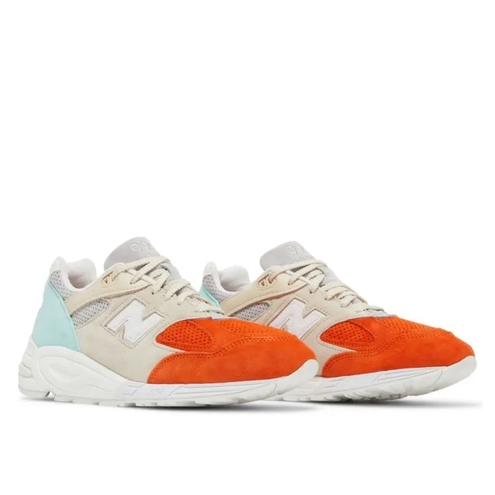 NEW BALANCE x KITH 990v2 Cyclades Sz 5.5/7